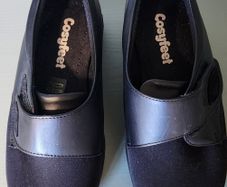 Cosyfeet Karena Black Ladies Shoes - Size 4