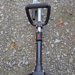 Small hedge trimmer
