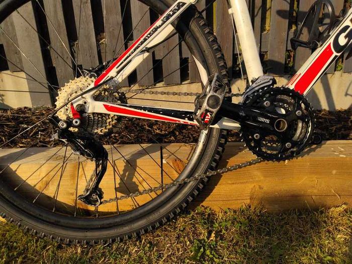 Giant Xtc 2 Mountain Bike (Medium, 26" Wheel)