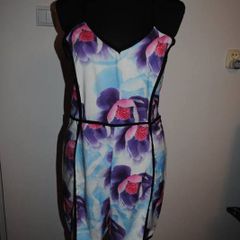 Floral Playsuit size UK10/12 EUR38/40 Postage included