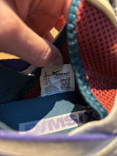 Nike Running Trainers - UK 7 / EU 41 - Excellent Condition