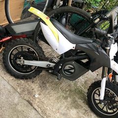 electric scrambler bike