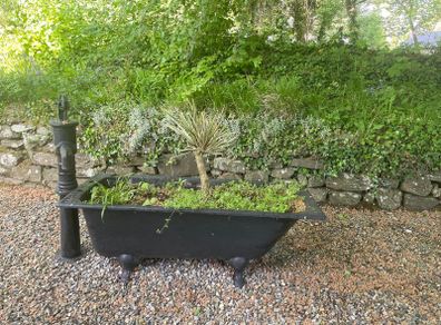 Cast iron baths