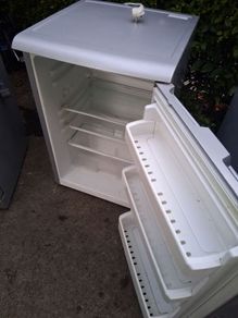 Beko Fridge - read description