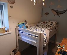 Mid sleeper bed