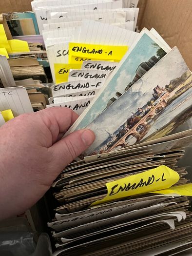 Vintage Postcards of England x 100's. Described below. 50c each. Discounts for multiple purchases