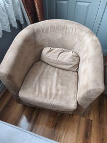 Tub style armchair