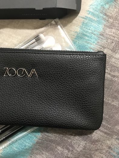 brand new 100% genuine Zoeva complete eye set 12 brushes + clutch