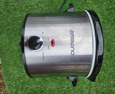 Small slow cooker
