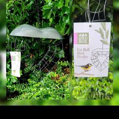 Bird feeder