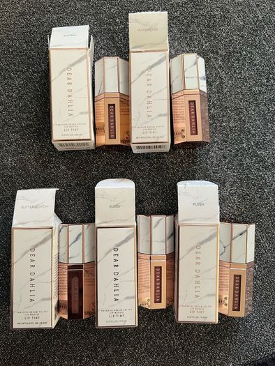 dear dahlia Paradise Dream Velvet Lip Mousse Tint BNIB 5 shades available