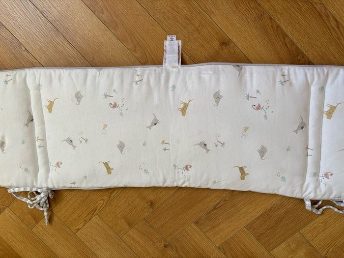 Cot bumper