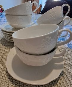 porcelain mugs