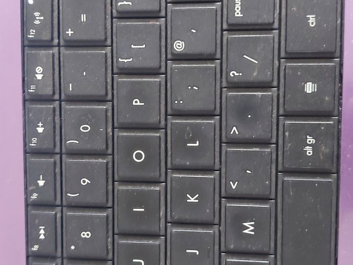 HP Pavilion g6, 15.6 inch Laptop, Intel Pentium CPU B950, 2.1GHz, 4GB Ram, 750GB HDD, Windows 7, 64 bit, Firefox, Opera, Chrome and VLC