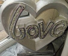 crushed diamond live sign
