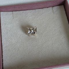 Pandora bow charm very good condition