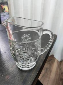 Glass jug