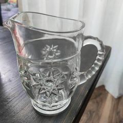 Glass jug