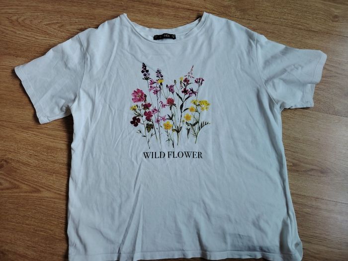 SALE E5  White Top  Size 12