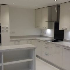 Kitchen Fitter/Carpenter Joiner