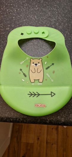 Feeding bib