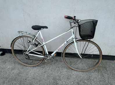 Both bikes 28" inch perfect condition both