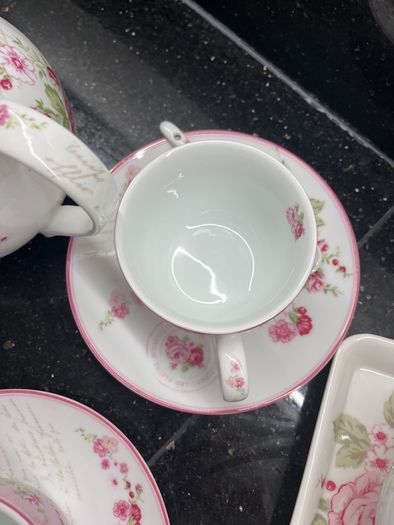 Dunnes Stores Matching Tea Set