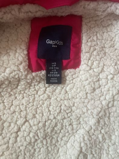 Girls Gap Pink Sleeveless Jacket with fleece lining