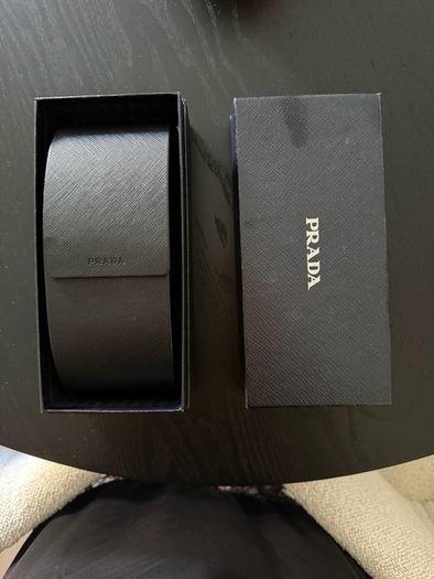 Prada sunglasses PR 13Zs