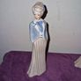 Porcelain statue Image 5