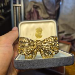 Vintage Golden Bow Bracelet