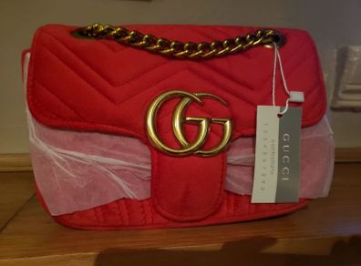 Red Stunning Velvet GG Marmont Shoulder Bag - perfect for Valentine's day