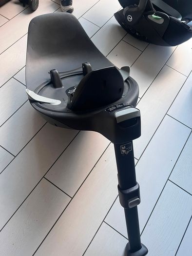Cybex cloud t carseat