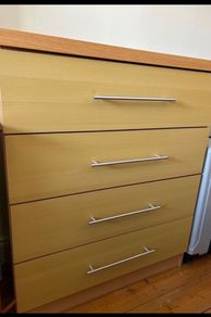 Chest of drawers