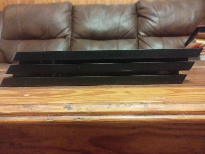 PS4 PRO FULL Bundle Setup 5 Games + 5 Controllers Ready to Go Multiplayer Gaming