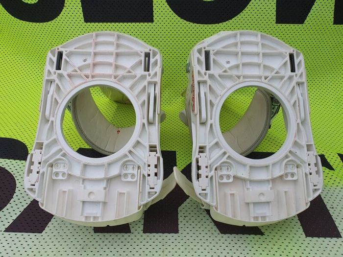 Salamon snowboard bindings