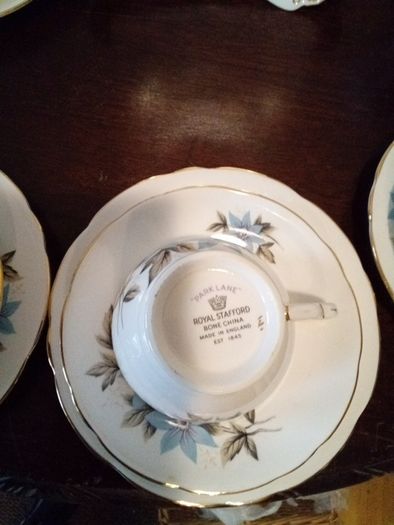 21 piece vintage china