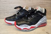 Boys Nike Air Jordans size UK3 - EU35.5