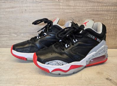 Boys Nike Air Jordans size UK3 - EU35.5