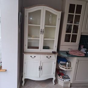 Side board / dresser