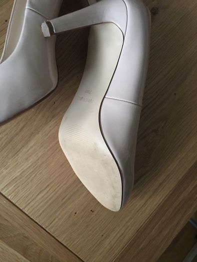 SHOES - High Heel  - Nine West Shoes Size 38