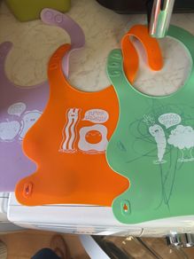feeding bib
