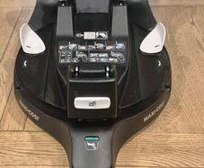 Maxi Cosi Pebble 360 Pro with Isofix base