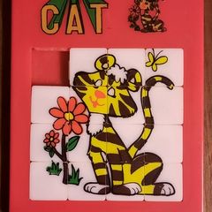 Vintage Retro Rare Cat Sliding Pocket Puzzle