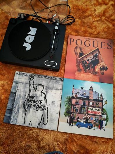 Record player and Vinyls