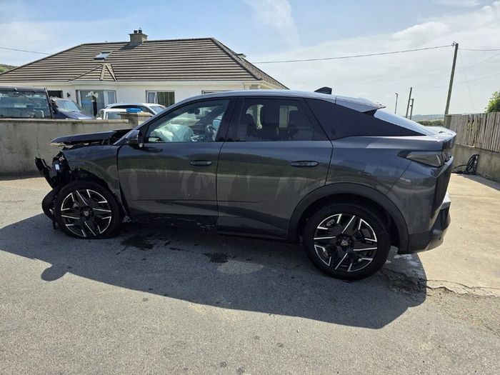 Peugeot 3008 2026 2500km Automatic