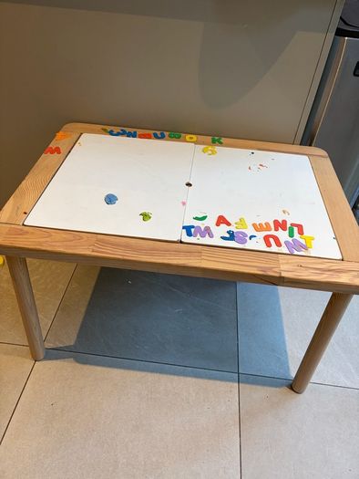Trofast kids table with 2 bins