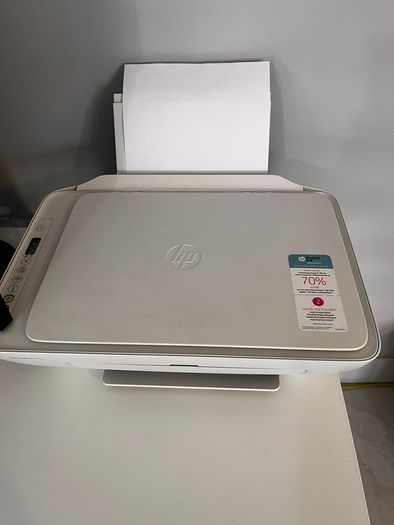 Desk Chair and Printer. Another things NOT FOR SALE.
