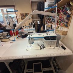 Jack A7 sewing machine