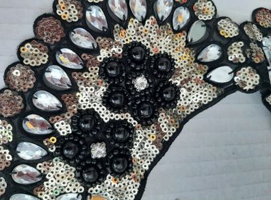 New vintage beaded collar